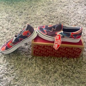 brand new vans with tags